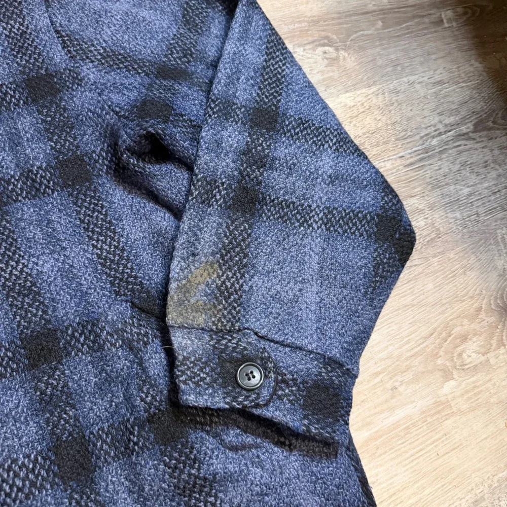 Woolrich Mens Blue Black Plaid Sherpa Lined Full Zip Jacket Made in USA Size M